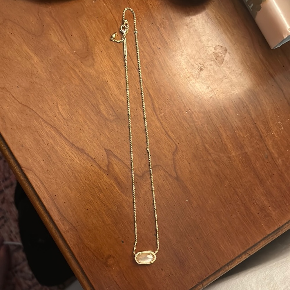 Barely-worn, gold plaited Kendra Scott Elisa necklace